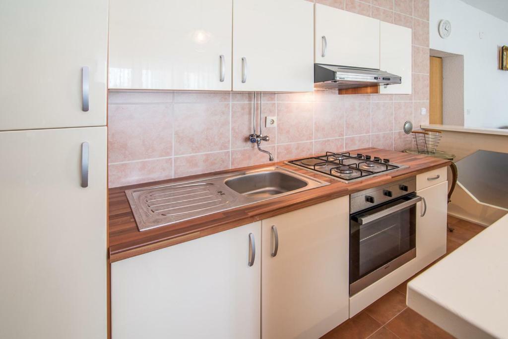 Beljan Apartments 克尔克 外观 照片