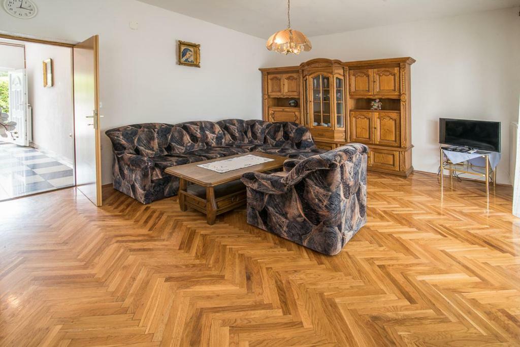 Beljan Apartments 克尔克 外观 照片